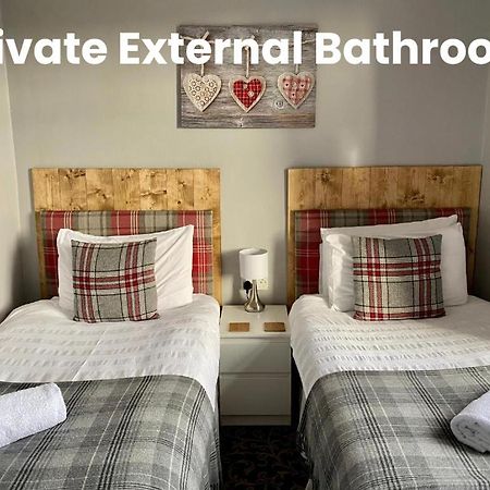 Number 19 Guest House - Self Check In - Under 4 Miles From Barrow In Furness Dalton in Furness Bagian luar foto