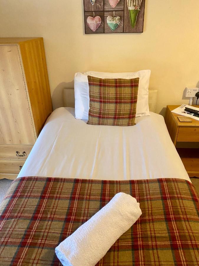 Number 19 Guest House - Self Check In - Under 4 Miles From Barrow In Furness Dalton in Furness Bagian luar foto