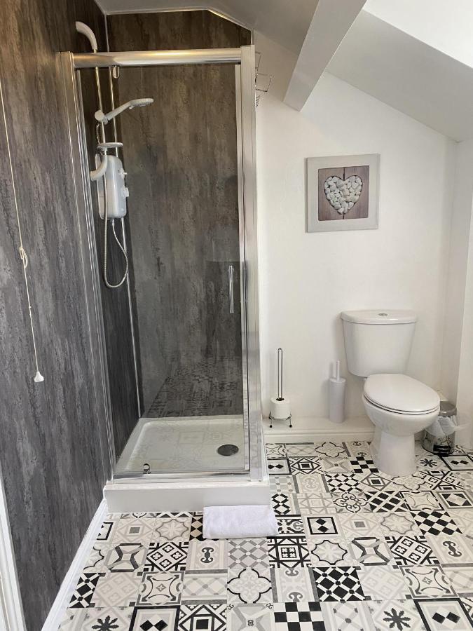 Number 19 Guest House - Self Check In - Under 4 Miles From Barrow In Furness Dalton in Furness Bagian luar foto