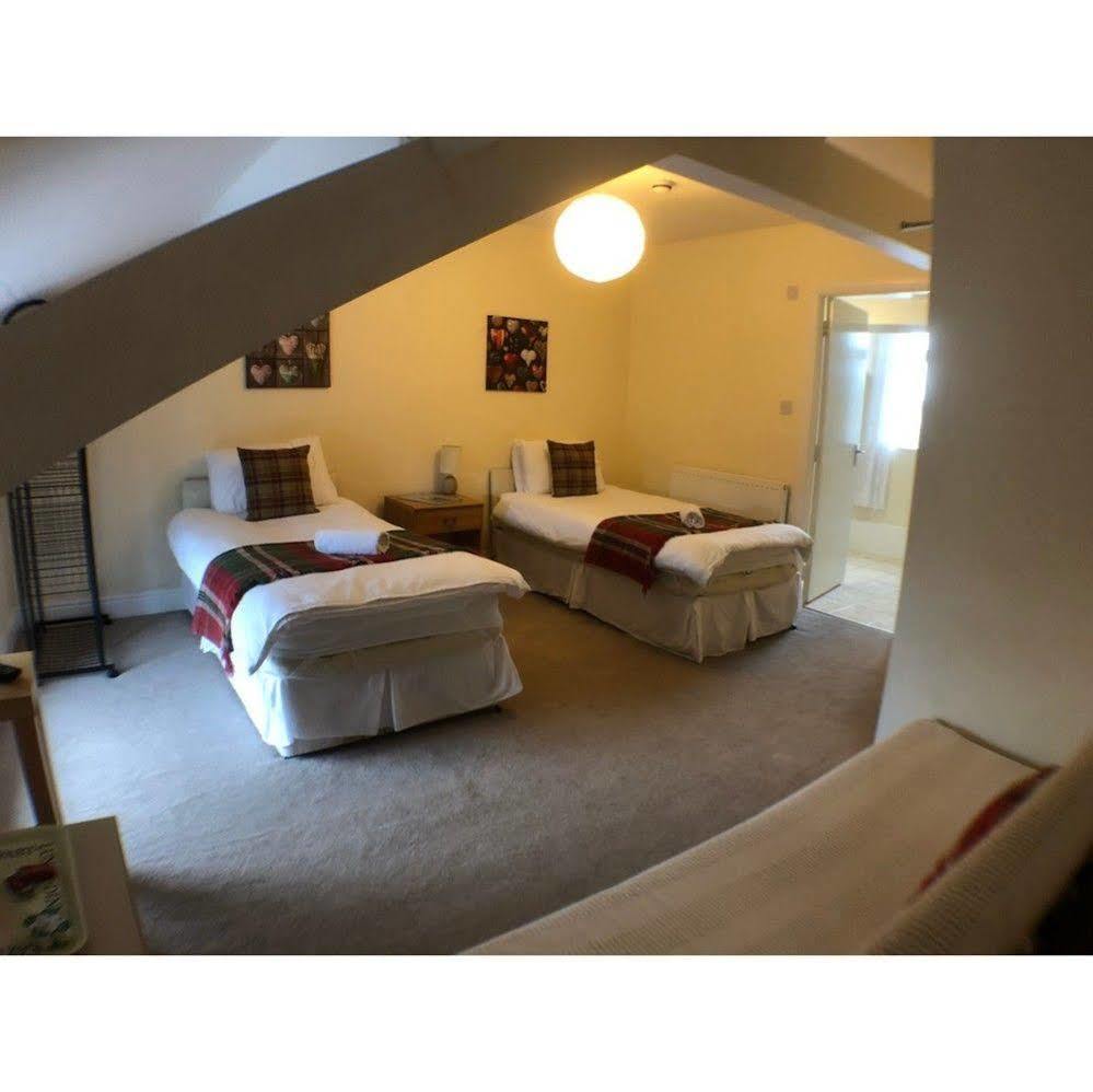 Number 19 Guest House - Self Check In - Under 4 Miles From Barrow In Furness Dalton in Furness Bagian luar foto